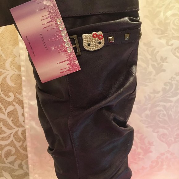 AMAZING grape purple y2k iconic scrunch boots with hello kitty crystal details! - Picture 12 of 14
